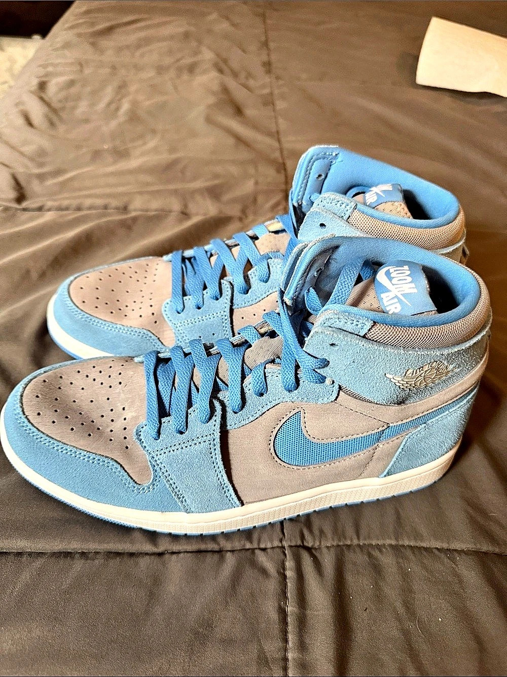 Nike Air Jordan 1 High-Top Sneakers in Blue & Brown